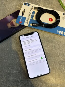 Prodám iPhone XS 64gb (100% kondice baterie) - 4