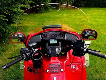 Honda GL 1800 goldwing - 4