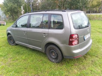 Prodám Volkswagen Touran 1,4 TSI, DSG, - 4