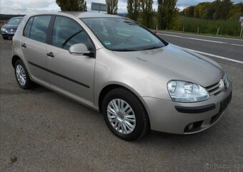 Volkswagen Golf 1,6 85 kW KLIMA Serviska benzín - 4