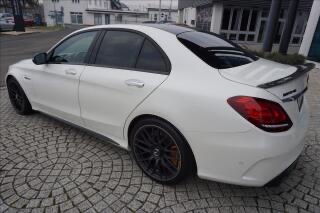 Mercedes-Benz Třídy C 4,0 AMG C63 S - 4