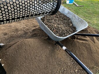 Katrovačka, přesívačka, prosévačka zeminy - 4