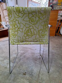 Kovová polstrovaná židle - křesílko - 4