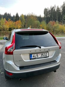 Prodám Volvo XC60 3,0 T6 AWD - 4