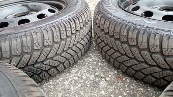 4 plechové disky 14" 4x108 s celoročními pneu - 4