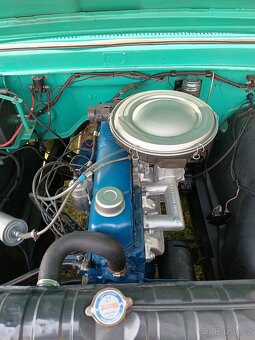 Ford F100 - 4