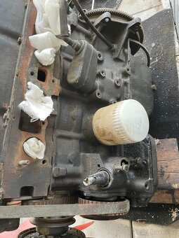 Převodovka a motor Ford Capri MK3 - 4