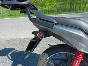 HONDA CB 125 F - 4