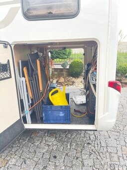 prodám automobil Hymer sleva 100 tis - 4