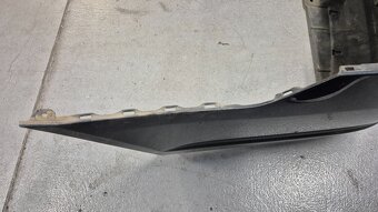 Honda Civic coupé EM2: zadní nárazník - 4