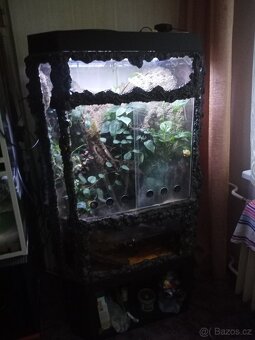 Terárium/paludarium se skříňkou a vrchním krytem - 4