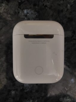 Dobíjecí krabička na sluchátka Apple AirPods 2 - originál - 4