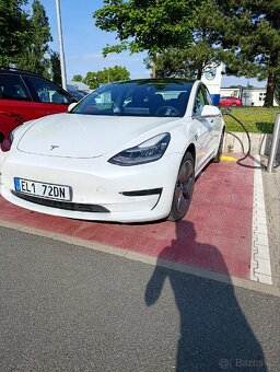 Tesla model 3 standard plus 55 včetně DPH - 4