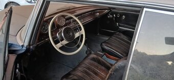 Mercedes W111 - 4