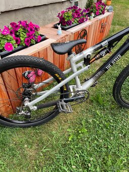 Slopestyle dirt kolo rose the jester fox 32 - 4