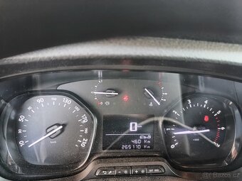 Peugeot expert - 4