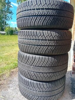 Zimní pneu 255/40 + 285/35 R20 – Michelin – 7 mm / 5,5 mm - 4