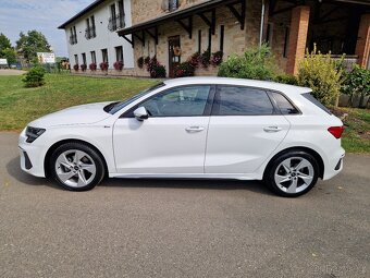 AUDI   A 3 1,0 TSI  81 KW  S-line DPH - 4