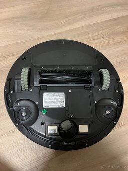 Robotický vysavač Niceboy Charles i7 - 4