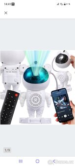 Reproduktor astronaut - 4