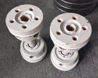 Jednoruční činky 2x15 kg - 4