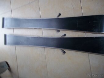 Dětské carvingové lyže Atomic 90 cm - 4