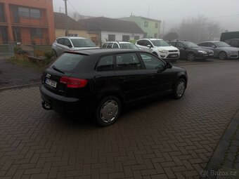 Audi A3 1.9TDi 2010 Klima Tažné - 4