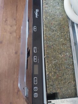 Myčka Whirpool na opravu - 4