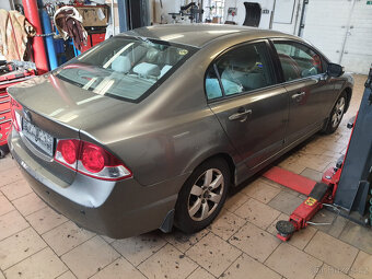 Náhradní díly Honda Civic 8G  FD 1.8 - 4