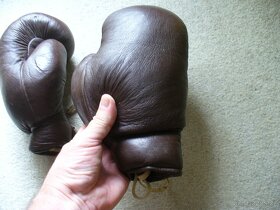 Stare sberatelske-boxerske rukavice-2.. - 4