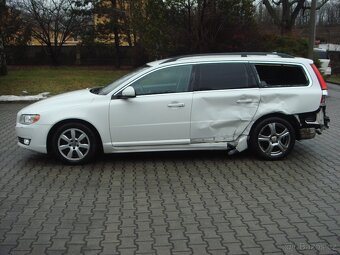 Volvo V70 II T5 2.0 R5 157kw bifuel ba+cng 2014 facelift - 4