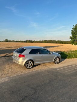 Audi A3 8P 2.0 FSI 2003 - 4