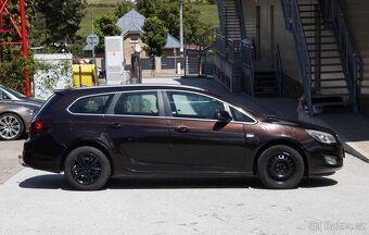 Opel Astra Sport Tourer ST 2.0 CDTI ECOTEC 165k Enjoy - 4