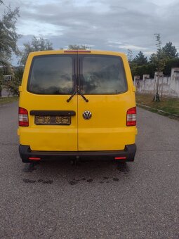 Volkswagen Transporter T5 2.0TDI - 4