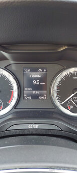 Škoda Karoq 2,0 TDi 110kW Style 4x4 DSG - 4