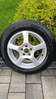 Alu kola s pneu R16 215/60 (zimní) - 4