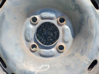 195/55 R15 - 4