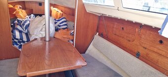 Ploutvokýlová kajutová plachetnice  Fr. 22 - 4