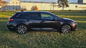 Toyota Corolla HYBRID - 4