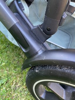 BRITAX Set kočárek Smile 5Z + hluboká korba Jade Green - 4