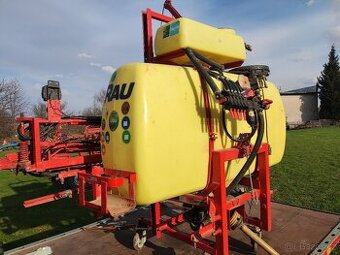 Postřikovač RAU - 4