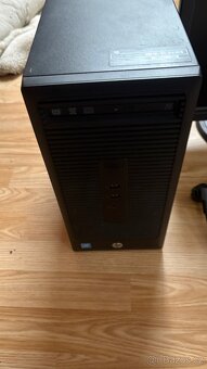 HP 280 G2 MT Business PC 8GB 500GB + Monitor Philips - 4
