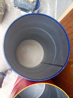 Prodám plechové sudy - 4