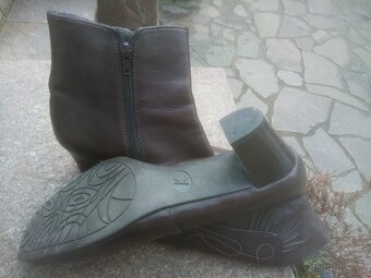 dámské kotníkové boty v.41 nenošené - 4