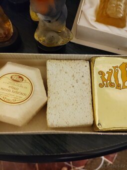 Retro sbírka parfémů a mydel - 4
