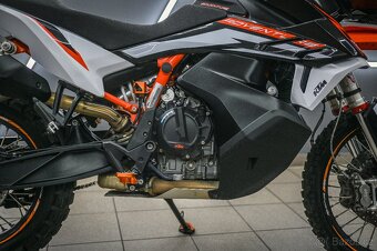 KTM 890 ADVENTURE R - 4