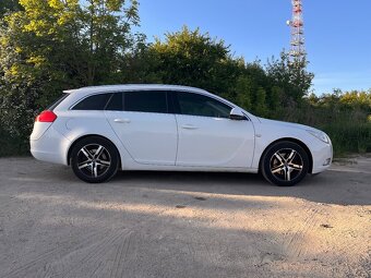 Prodám Opel Insignia Sports Tourer SW-2011-2.0l, 118kW CDTI - 4