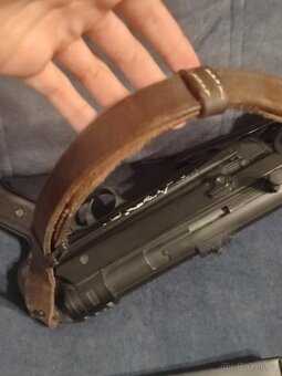 Airsoftová elektrická replika AGM MP40 celokov se značením - 4