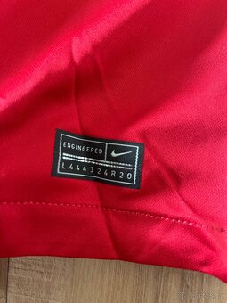 2020-21 Liverpool Home Shirt - 4