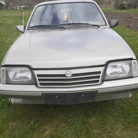 Opel Ascona 1,8S Automat - 4